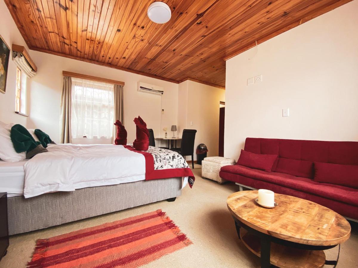 All African Colours Guesthouse Swakopmund Exterior photo